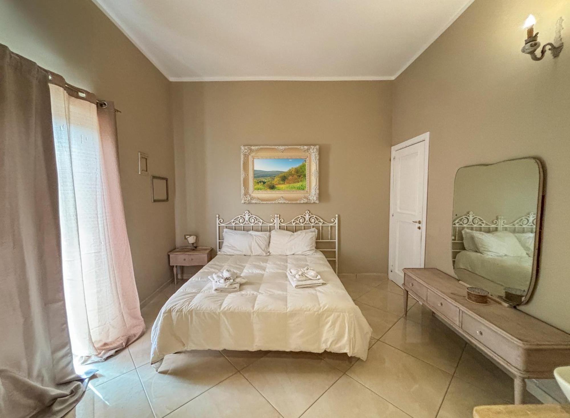 Апарт отель Il Panorama Housing Cilento Санта-Мария-ди-Кастеллабате Экстерьер фото
